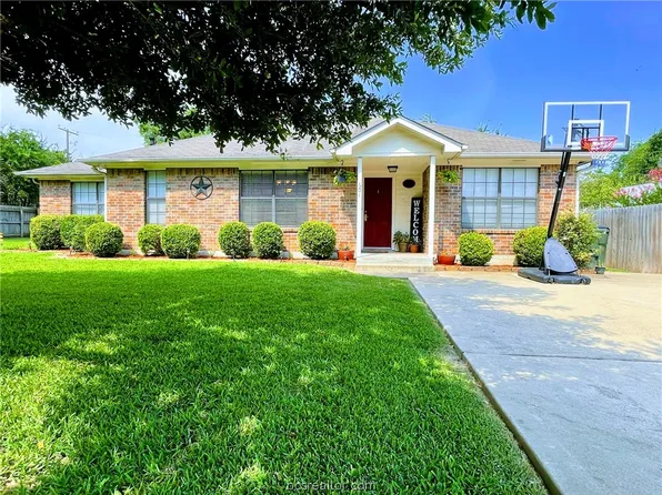 604 N Glass St, Franklin, TX 77856