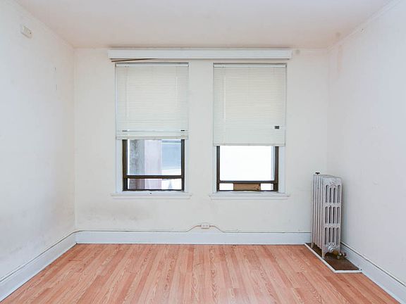 4th image of 3335 W Diversey Ave Unit 802