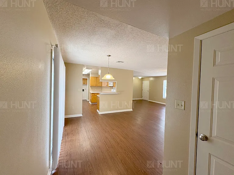 9084 Lawhon St — Photo 4