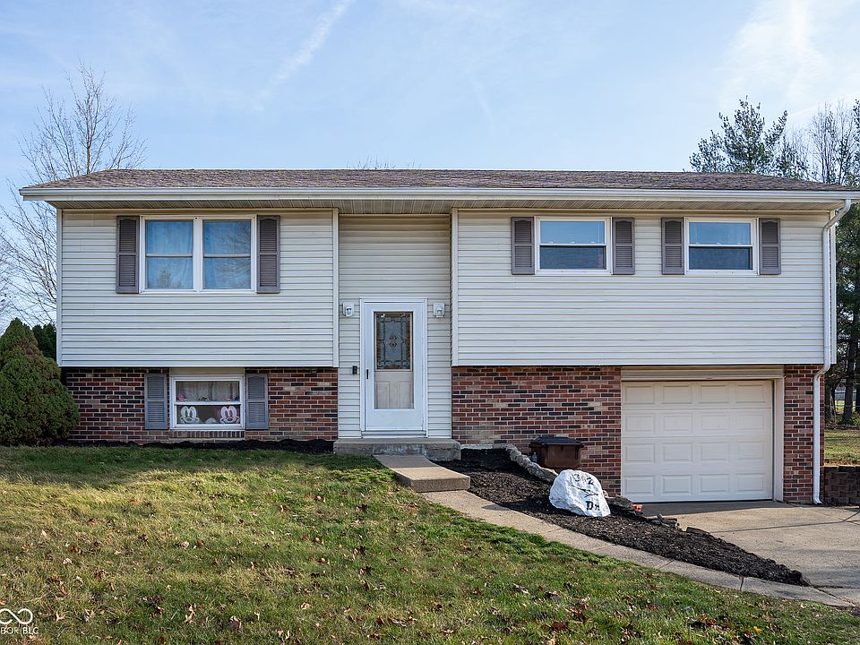1st image of 392 Pheasant Run Dr