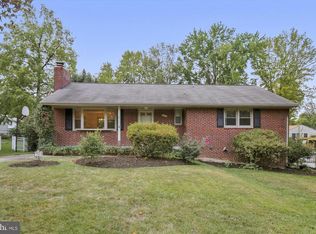 7513 Gresham St, Springfield, VA 22151