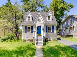 126 S Stewart Ave, Lombard, IL 60148