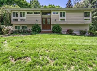 6 Haller Cres, Spring Valley, NY 10977