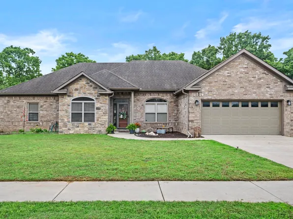 196 Forest Oak Dr, Jacksonville, AR 72076