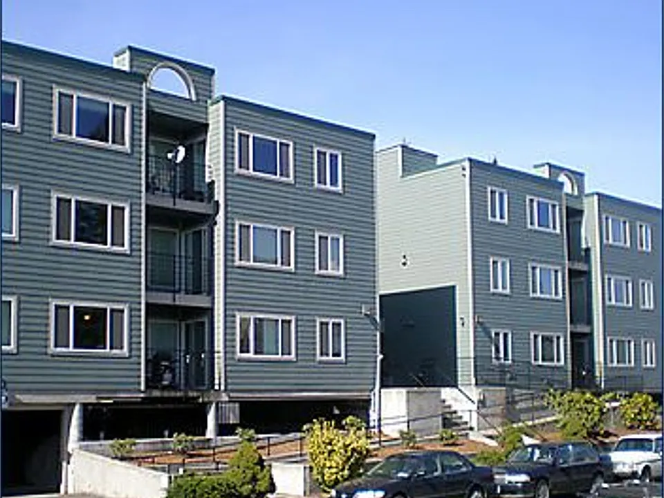 University Court Apartments