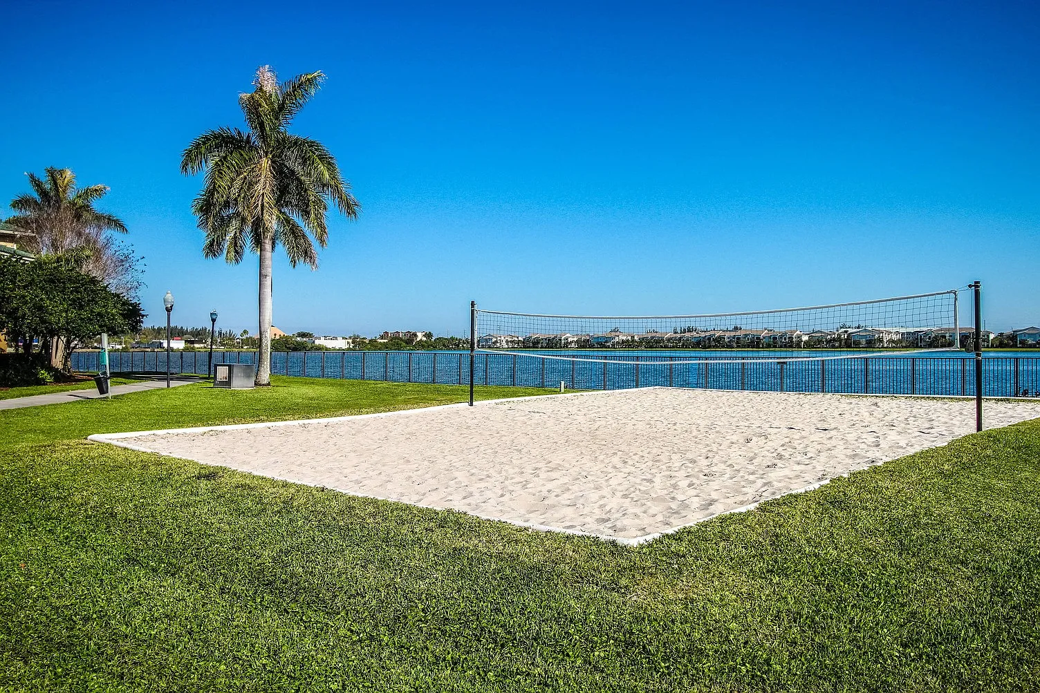 Palm Trace Landings Apartments — Photo 4