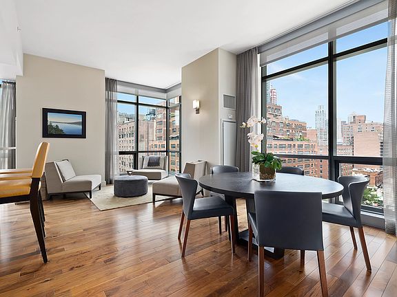 2nd image of 300 E 79th St APT 12B