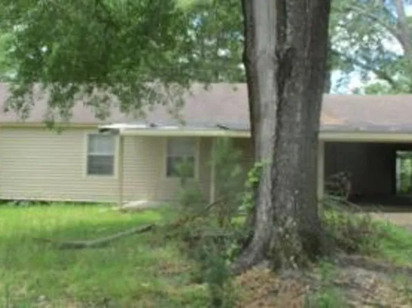 1008 John Paul Jones Ave, Leesville, LA 71446