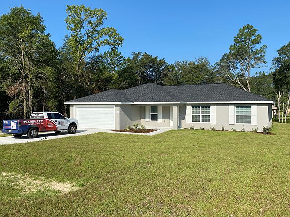 2nd image of 52 Oak Cir