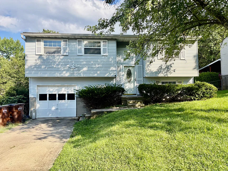 1146 Birchhill Dr