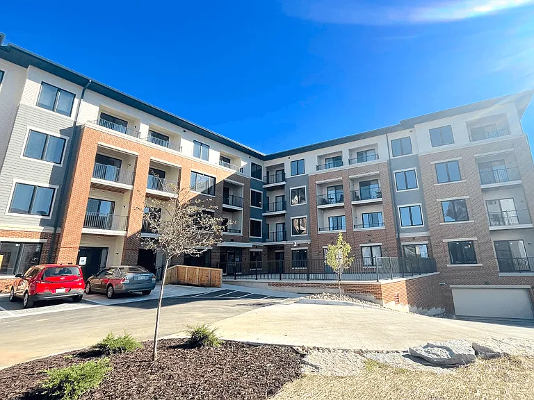 The Madisonian Senior Apartments — Photo 49