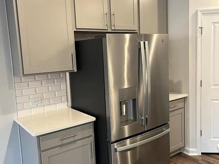 2236 Kasota Ln — Photo 12