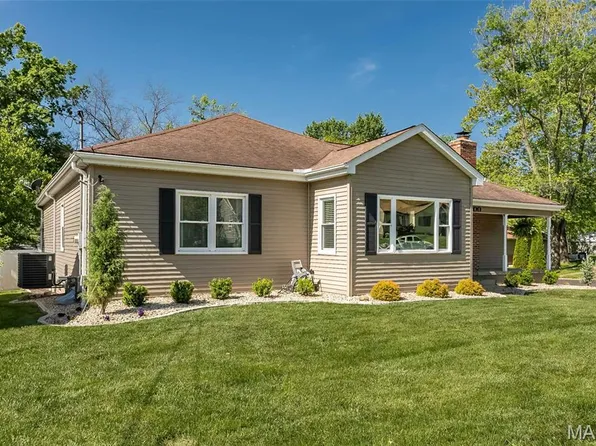 1500 E 6th St, Washington, MO 63090