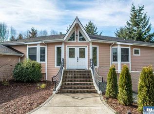 385 Klahhane Rd, Sequim, WA 98382