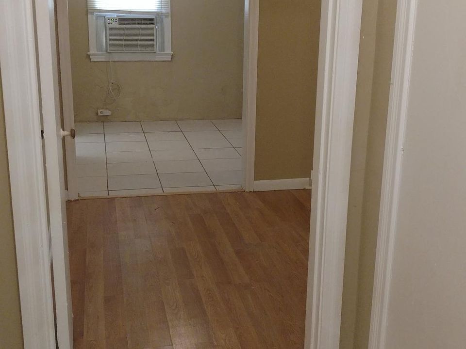 1st image of 5113 N Central Ave APT C