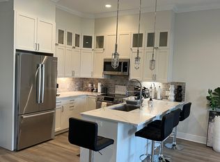 1077 Boston Post Rd #4, Darien, CT 06820