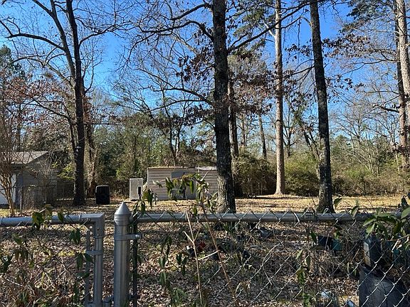 5th image of 3216 Pines Rd