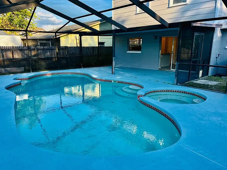 1610 Palm Leaf Dr — Photo 3