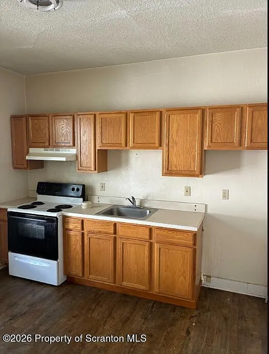 2 bed, 1.0 bath, 916 sqft, $1,150 — Photo 3