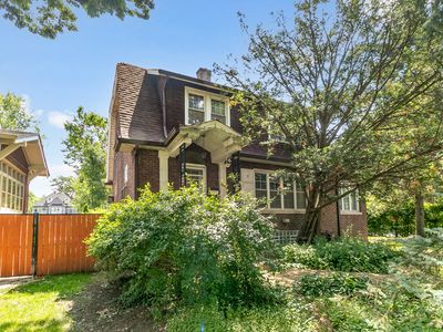 9755 S Winchester Ave, Chicago, IL, 60643