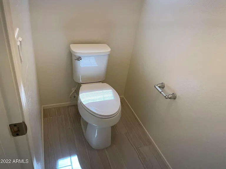 16623 W Culver St — Photo 13