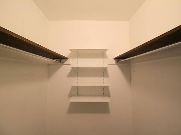 Walk In Closet