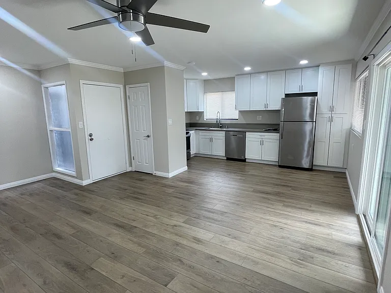 8662 Hurlbut St #8662 — Photo 29