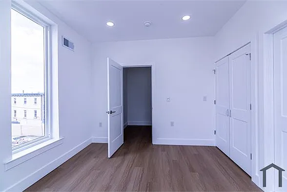 137 E Cumberland St #1 — Photo 26