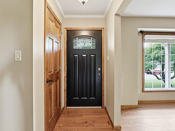 3rd image of 4025 SE 34th Ter