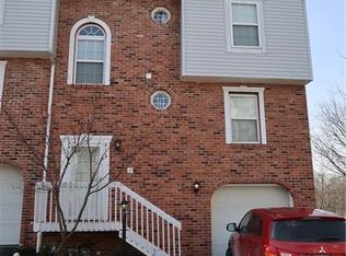 818 Bruton Dr, Gibsonia, PA 15044