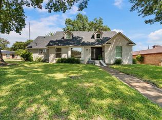 5816 Fox Hill Ln, Dallas, TX 75232