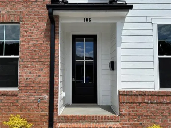 106 N Bridge St, Wilkesboro, NC 28697