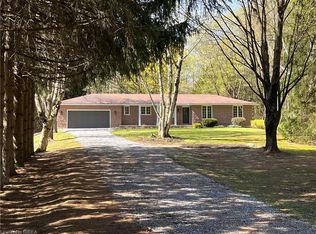 881 Charlotteville Rd #8, Simcoe, ON N3Y4K5