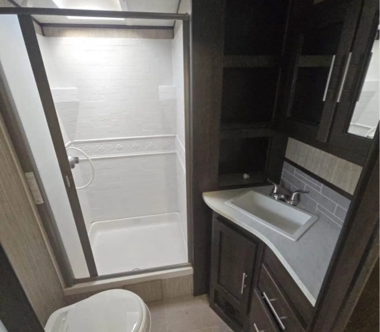 1 bed, 500 sqft, $1,350 — Photo 3