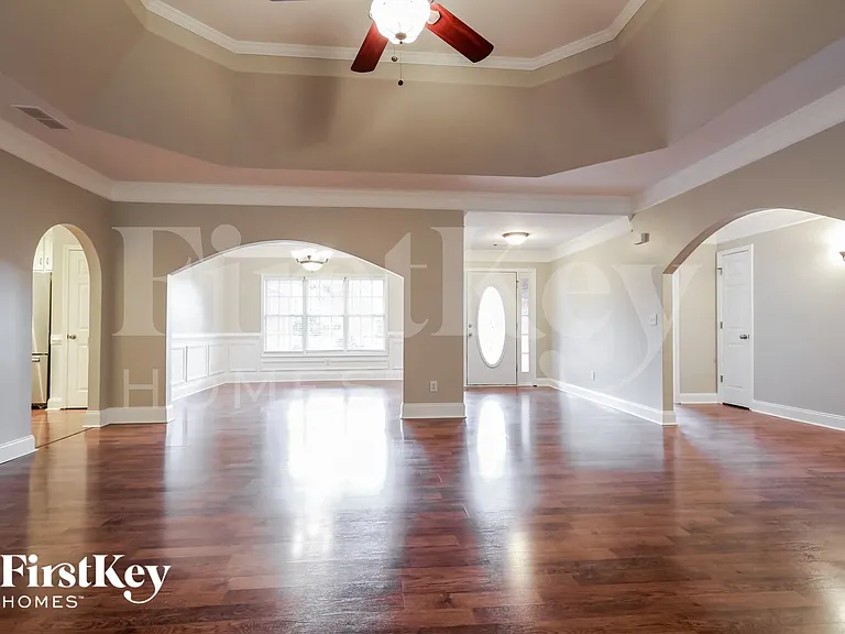 7024 Memory Ln — Photo 6