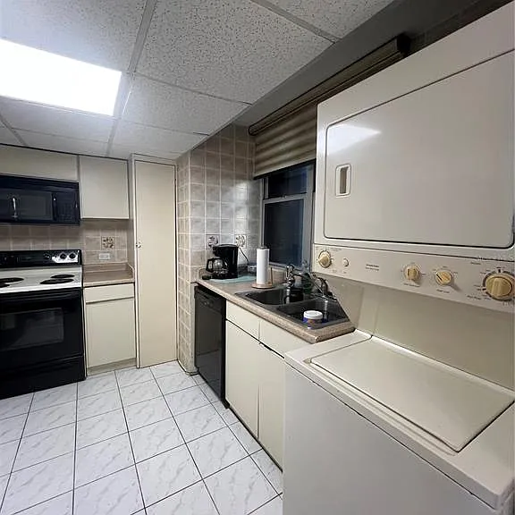 4745 Isla Verde Ave #8-C — Photo 7