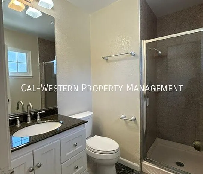 1521 Jasper Dr — Photo 8