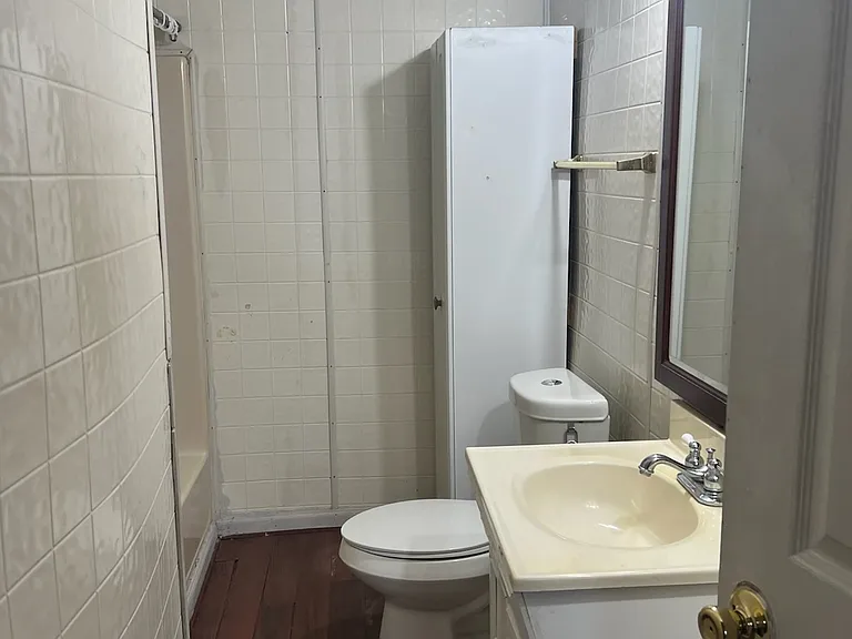 204 E Johnson Ave — Photo 11