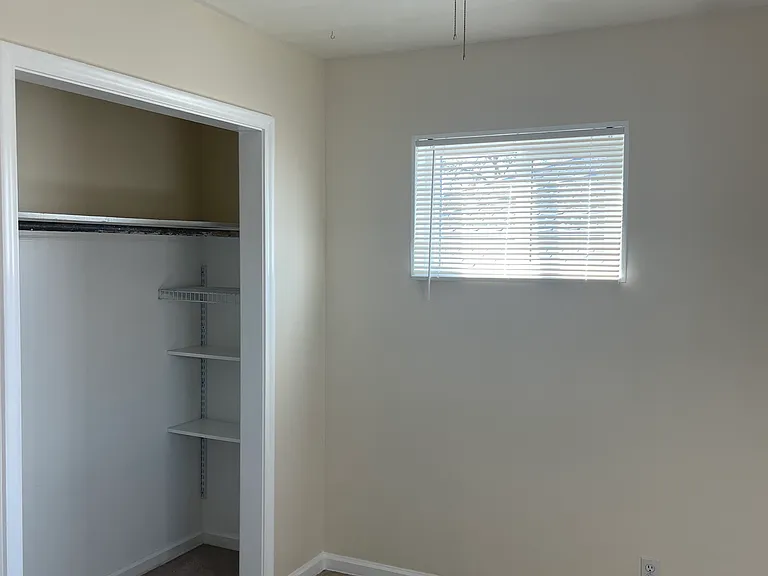 20 W Valley Dr — Photo 12