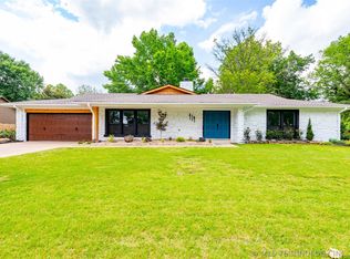 414 Fairway Dr, Broken Arrow, OK 74011