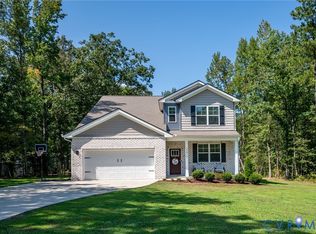 17412 Lawnfield Dr, South Chesterfield, VA 23803