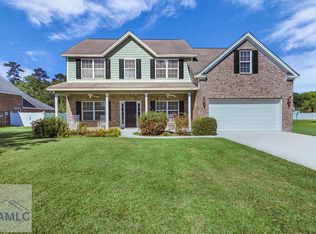 929 Oak Crest Dr, Hinesville, GA 31313