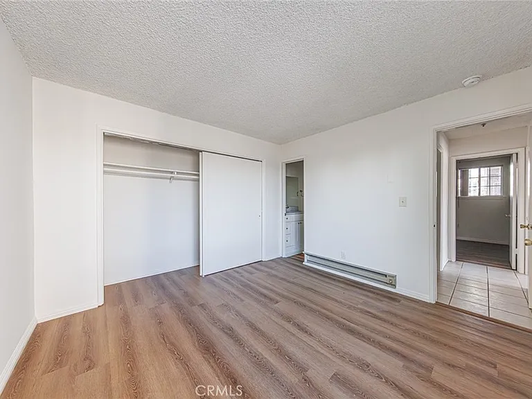 810 E Grand Ave — Photo 19