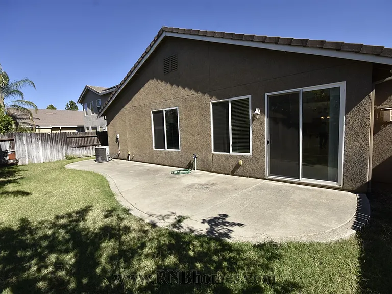 1470 Alberton Cir — Photo 16
