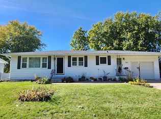 320 6th St SW, Plainview, MN 55964