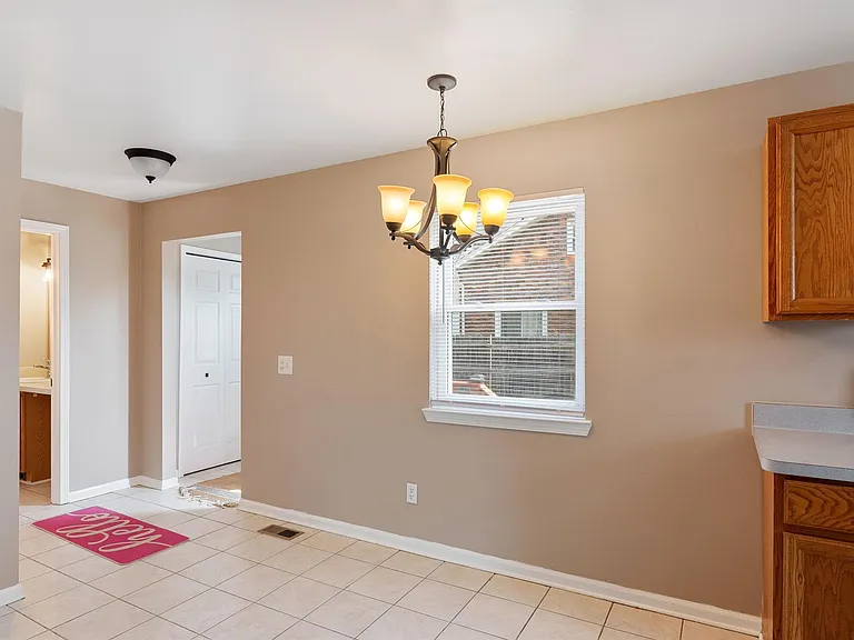 3260 Sashabaw Rd — Photo 13