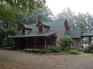 538 Rhododendron Rd, Hillsville, VA 24343