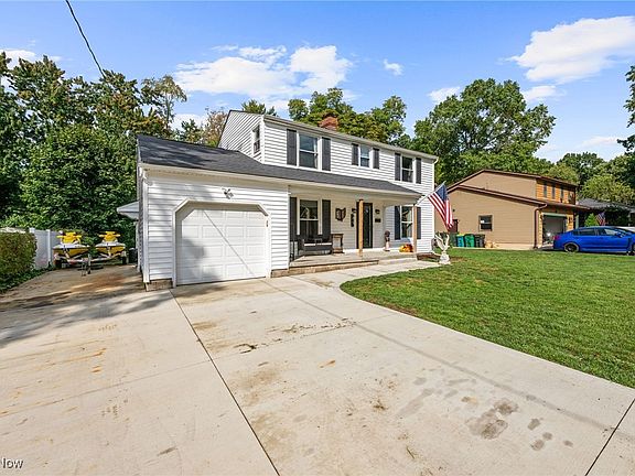 2nd image of 85 Nelmar Dr