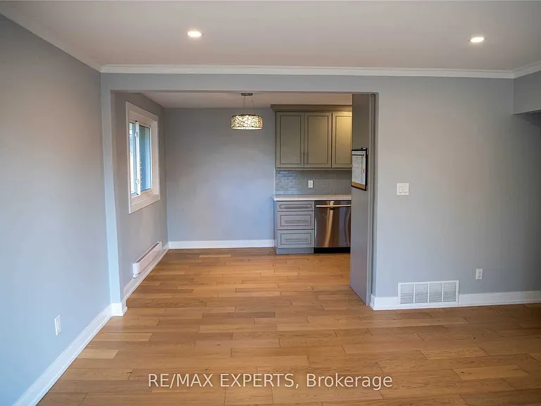 333 Rimilton Ave #UPPER — Photo 6