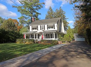 246 Split Rock Rd, Syosset, NY 11791